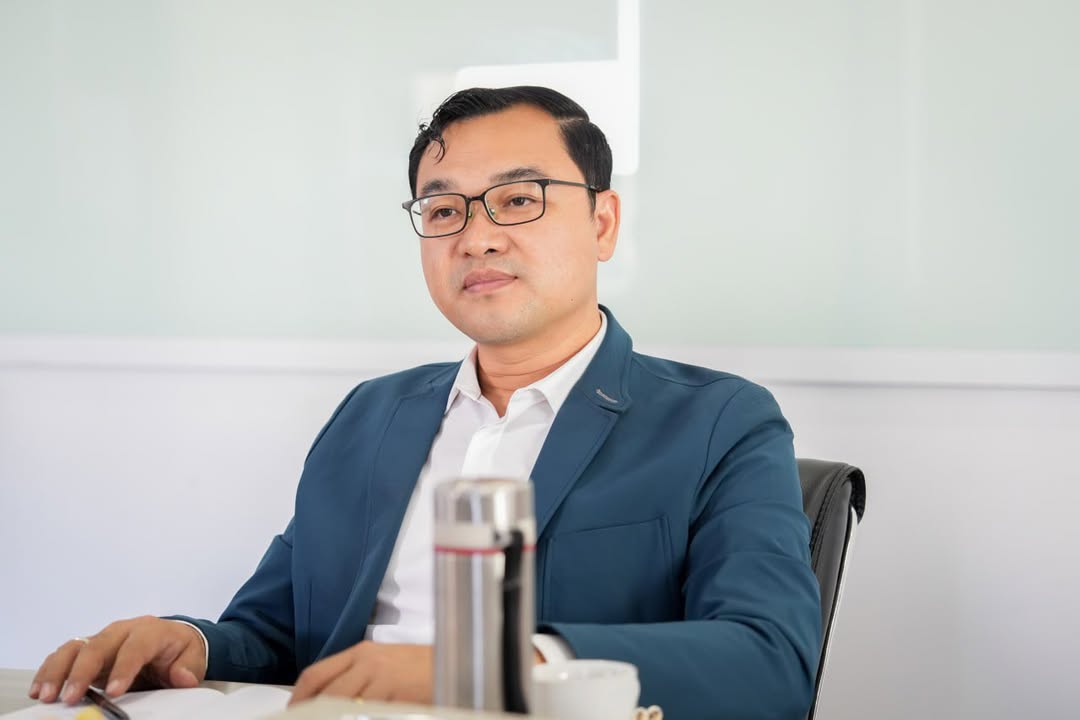 កិច្ចប្រជុំបច្ចេកទេសរវាងក្រសួងទេសចរណ៍ និងអង្គការស្វីសខន់ថាក់ ដើម្បីពិនិត្យមើលផែនការសកម្មភាពរៀបចំកម្មវិធីបដិសណ្ឋារកិច្ចកម្ពុជាបៃតង (Green HoKa)!